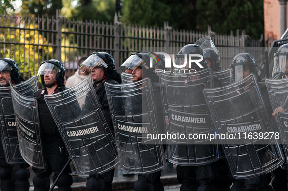 Clashes with the police and pro-Palestine demonstrations occur during the pro-Palestinian demonstration calling for an end to Israeli attack...