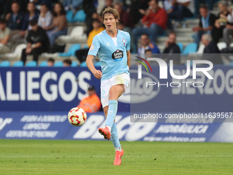 Fer Lopez of Celta Fortuna plays during the Spanish Football 1 Federation Group 1, JOR 7, between SD Ponferradina and Celta Fortuna at Stadi...