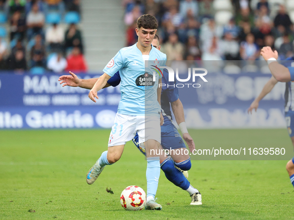 Angel Arcos of Celta Fortuna is in action during the Spanish Football 1st Federation Group 1, JOR 7, between SD Ponferradina and Celta Fortu...