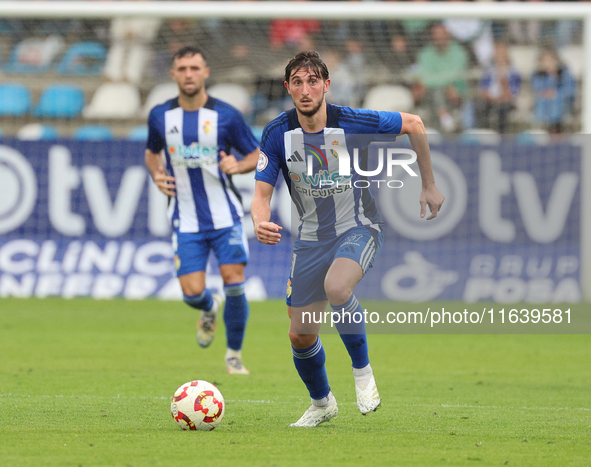 Alejandro Mula of SD Ponferradina is in action during the Spanish Football 1 Federation Group 1, JOR 7 match between SD Ponferradina and Cel...