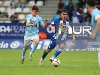 Yeray Cabanzon of SD Ponferradina is in action during the Spanish football 1st Federation Group 1, JOR 7, between SD Ponferradina and Celta...