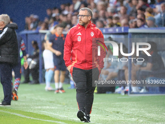 Javier Rey, manager of SD Ponferradina, participates in the Spanish football 1st Federation Group 1, JOR 7, between SD Ponferradina and Celt...