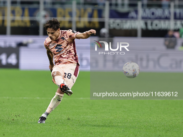 Samuele Ricci participates in the Serie A 2024-2025 match between Inter and Torino in Milano, Italy, on October 5, 2024. 