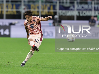 Samuele Ricci participates in the Serie A 2024-2025 match between Inter and Torino in Milano, Italy, on October 5, 2024. (