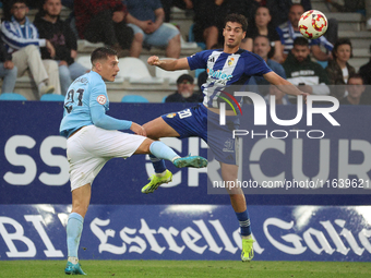 Alex Costa of SD Ponferradina and Manu Fernandez of Celta Fortuna are in action during the Spanish Football 1 Federation Group 1, JOR 7, bet...