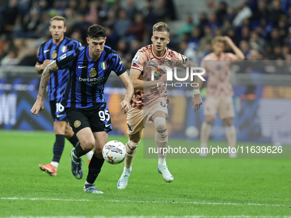 Alessandro Bastoni participates in the Serie A 2024-2025 match between Inter and Torino in Milano, Italy, on October 5, 2024. 