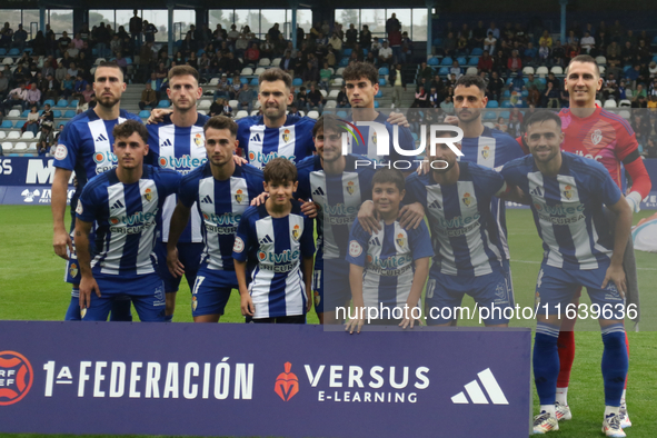 Ponferradina lines up before the Spanish Football Federation Group 1, JOR 7 match between SD Ponferradina and Celta Fortuna at Stadium Munic...