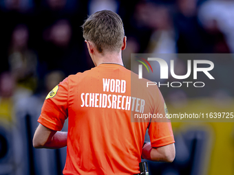 Referee Ingmar Oostrom wears a shirt with the word SCHEIDSRECHTER during the match between NAC and NEC at the NAC Rat Verleghstadium for the...