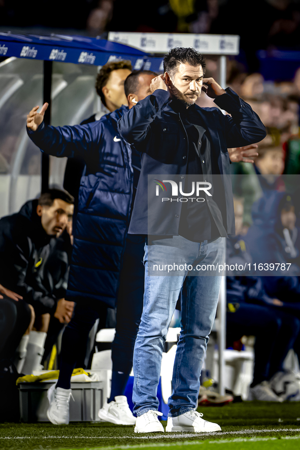 NAC Breda trainer Carl Hoefkens is present during the match between NAC and NEC at the NAC Rat Verleghstadium for the Dutch Eredivisie seaso...