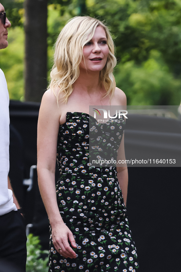 Kirsten Dunst attends the Gucci Fashion Show during the Milan Womenswear Spring/Summer 2025 in Milan, Italy, on September 27, 2024 