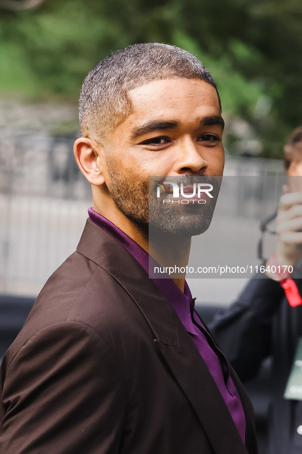 Kingsley Ben-Adir attends the Gucci Fashion Show during the Milan Womenswear Spring/Summer 2025 in Milan, Italy, on September 27, 2024 