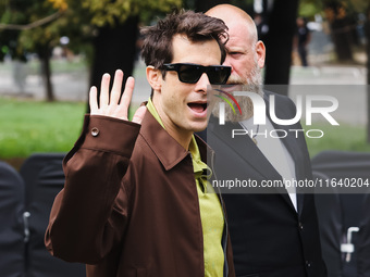 Mark Ronson attends the Gucci Fashion Show during the Milan Womenswear Spring/Summer 2025 in Milan, Italy, on September 27, 2024. (