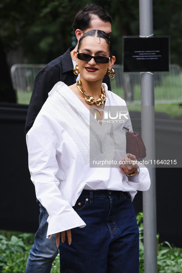 Gaia Gozzi attends the Gucci Fashion Show during the Milan Womenswear Spring/Summer 2025 in Milan, Italy, on September 27, 2024 