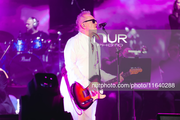 Umberto Tozzi performs live during the L'ultima Notte Rosa The Final Tour at Unipol Forum Assago in Milan, Italy, on October 5, 2024 