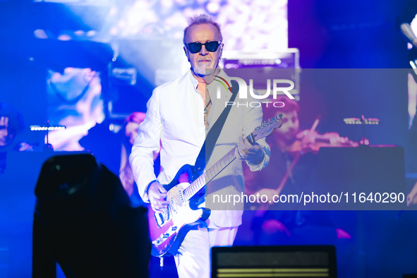 Umberto Tozzi performs live during the L'ultima Notte Rosa The Final Tour at Unipol Forum Assago in Milan, Italy, on October 5, 2024 