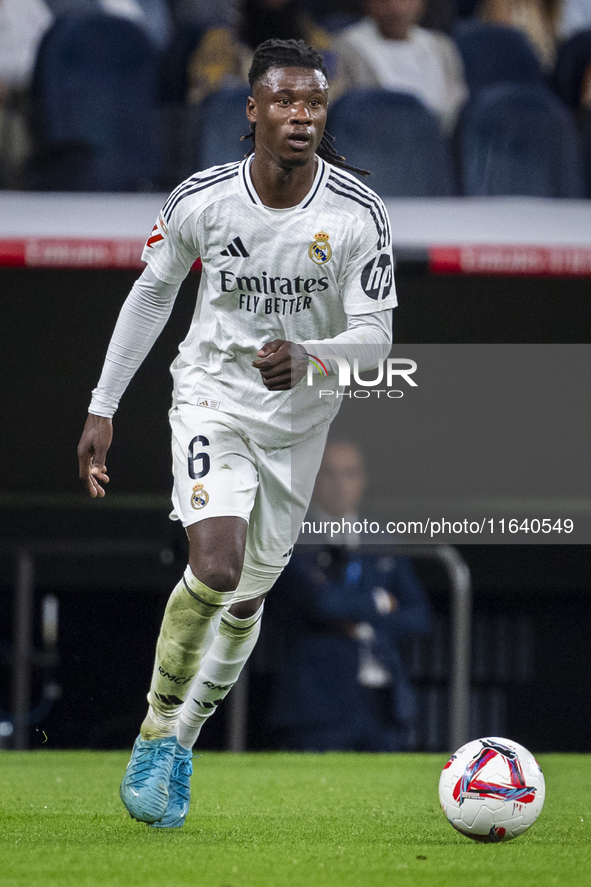 Eduardo Camavinga of Real Madrid CF is in action with the ball during the La Liga EA Sports 2024/25 football match between Real Madrid CF an...