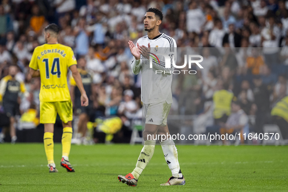 Jude Bellingham of Real Madrid CF cheers the fans at the end of the La Liga EA Sports 2024/25 football match between Real Madrid CF and Vill...