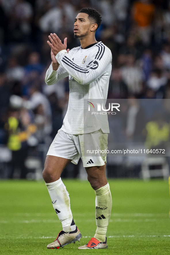 Jude Bellingham of Real Madrid CF cheers the fans at the end of the La Liga EA Sports 2024/25 football match between Real Madrid CF and Vill...