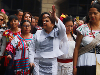 Incoming Mexico City Chief of Government Clara Brugada Molina takes a tour in gratitude to the Mexicans after receiving the baton of command...