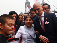 Incoming Mexico City Chief of Government Clara Brugada Molina takes a tour in gratitude to the Mexicans after receiving the baton of command...