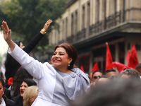 Incoming Mexico City Chief of Government Clara Brugada Molina takes a tour in gratitude to the Mexicans after receiving the baton of command...