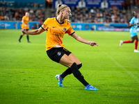 Houston Dash midfielder Sarah Puntigam (17) kicks the ball during a match between Houston Dash and Chicago Red Stars at Shell Energy Stadium...