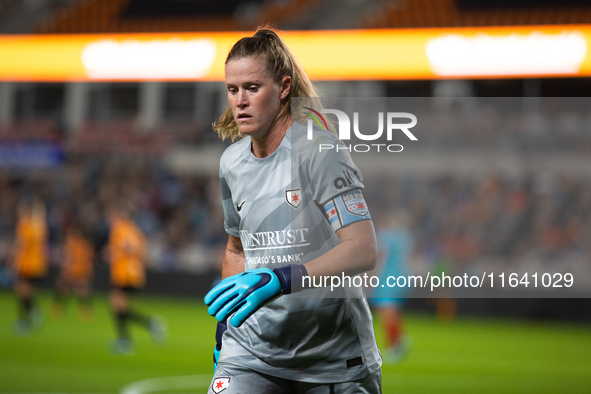 Chicago Red Stars goalkeeper Sydney Schneider (37) participates in a match between Houston Dash and Chicago Red Stars in Houston, Texas, on...