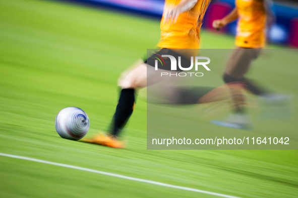 Houston Dash defender Allysha Chapman (2) kicks the ball during a match between Houston Dash and Chicago Red Stars in Houston, Texas, on Oct...