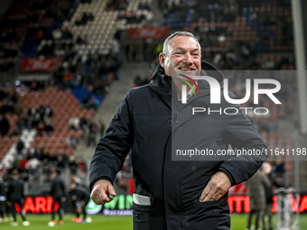 FC Utrecht trainer Ron Jans during the match between Utrecht and RKC at Stadium de Galgenwaard for the 2024-2025 season in Utrecht, Netherla...