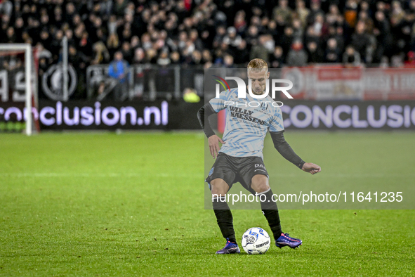 RKC forward Sylvester van der Water plays during the match between Utrecht and RKC at Stadium de Galgenwaard in Utrecht, Netherlands, on Oct...