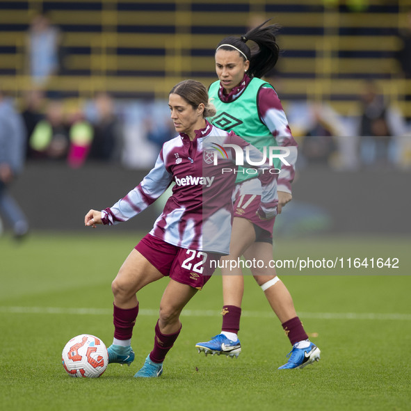 Katrina Gorry #22 of West Ham United F.C. warms up during the Barclays FA Women's Super League match between Manchester City and West Ham Un...