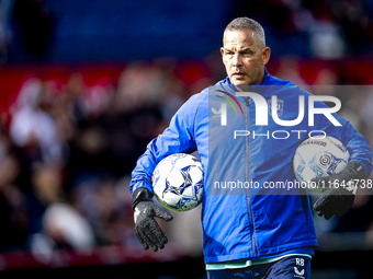 FC Twente goalkeepers trainer Rein Baart is present during the match between Feyenoord and Twente at the Feyenoord stadium De Kuip for the D...