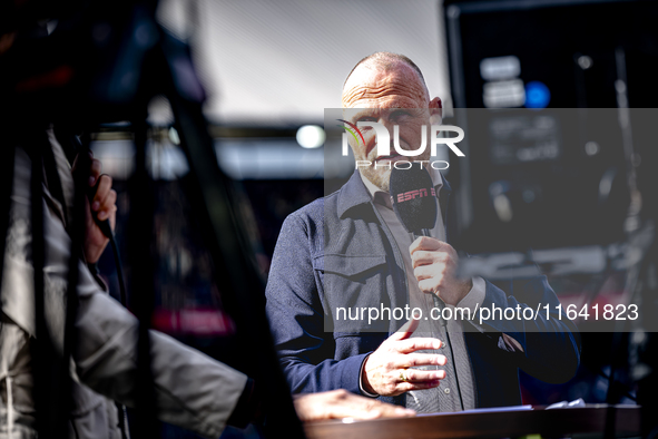 FC Twente trainer Joseph Oosting is present during the match between Feyenoord and Twente at the Feyenoord stadium De Kuip for the Dutch Ere...