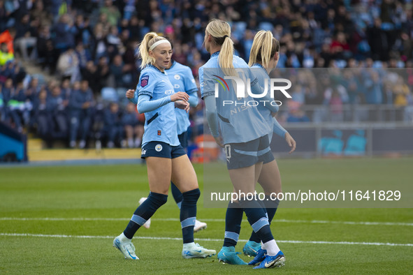 Lauren Hemp #11 of Manchester City W.F.C. celebrates her goal during the Barclays FA Women's Super League match between Manchester City and...