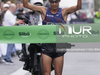 Toshikazu Yamanishi wins the international 10km race walk in Madrid, Spain, on October 6. (