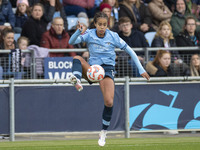 Mary Fowler #8 of Manchester City W.F.C. controls the ball during the Barclays FA Women's Super League match between Manchester City and Wes...