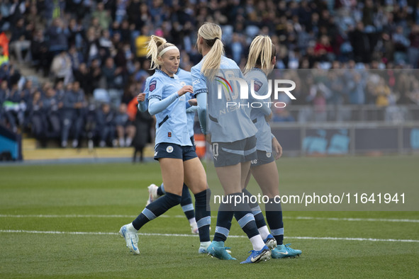 Lauren Hemp #11 of Manchester City W.F.C. celebrates her goal during the Barclays FA Women's Super League match between Manchester City and...