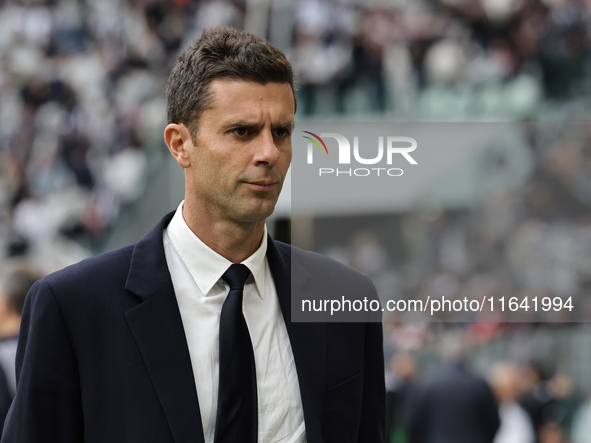 Thiago Motta participates in the Serie A 2024-2025 match between Juventus and Como in Turin, Italy, on August 19, 2024. 