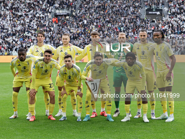 The Juventus team during the Serie A 2024-2025 match between Juventus and Como in Turin, Italy, on August 19, 2024. 