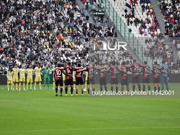 The Juventus team and the Cagliari team play during the Serie A 2024-2025 match between Juventus and Como in Turin, Italy, on August 19, 202...