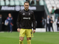 Teun Koopmeiners participates in the Serie A 2024-2025 match between Juventus and Como in Turin, Italy, on August 19, 2024. (