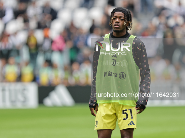 Samuel Tshifunda Mbangula participates in the Serie A 2024-2025 match between Juventus and Como in Turin, Italy, on August 19, 2024. 