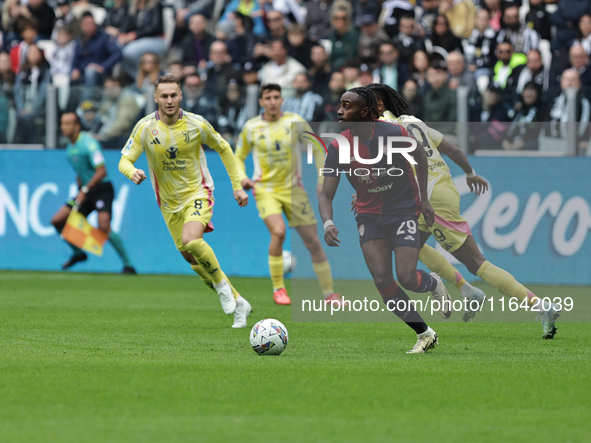 Antoine Makoumbou participates in the Serie A 2024-2025 match between Juventus and Como in Turin, Italy, on August 19, 2024. 