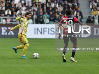 Manuel Locatelli participates in the Serie A 2024-2025 match between Juventus and Como in Turin, Italy, on August 19, 2024. (