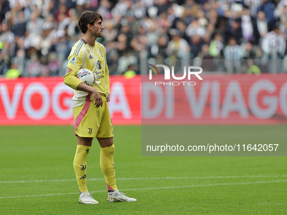 Dusan Vlahovic during the Serie A 2024-2025 match between Juventus and Como in Turin, Italy, on August 19, 2024 