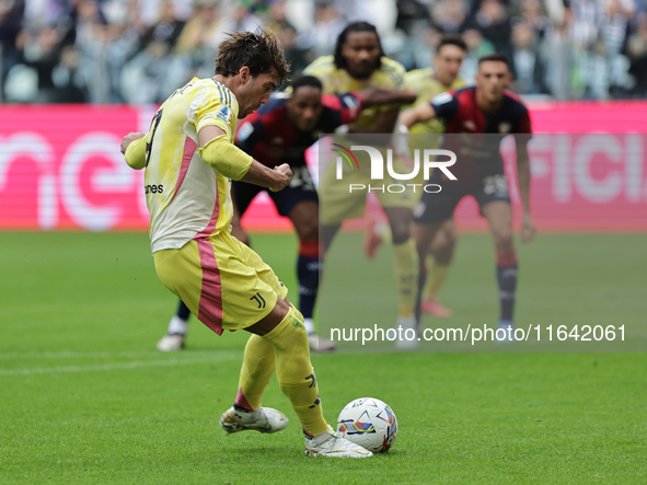 Dusan Vlahovic during the Serie A 2024-2025 match between Juventus and Como in Turin, Italy, on August 19, 2024 