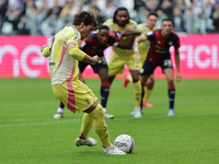 Dusan Vlahovic during the Serie A 2024-2025 match between Juventus and Como in Turin, Italy, on August 19, 2024 (