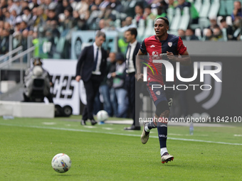 Yerry Mina participates in the Serie A 2024-2025 match between Juventus and Como in Turin, Italy, on August 19, 2024. (