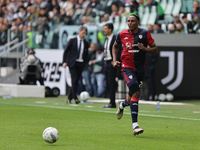 Yerry Mina participates in the Serie A 2024-2025 match between Juventus and Como in Turin, Italy, on August 19, 2024. (