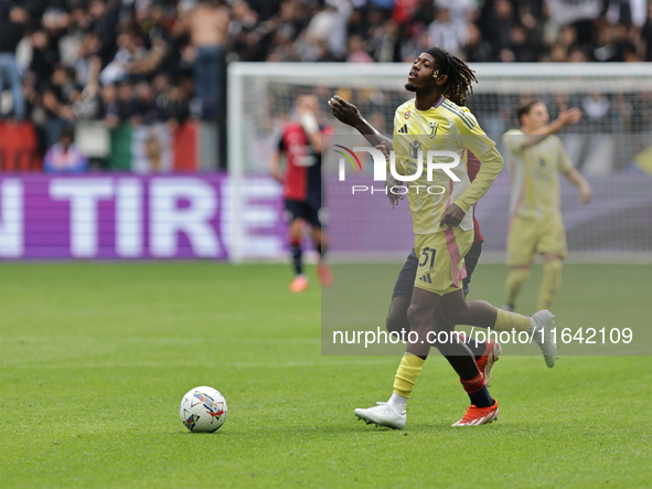 Samuel Tshifunda Mbangula participates in the Serie A 2024-2025 match between Juventus and Como in Turin, Italy, on August 19, 2024. 